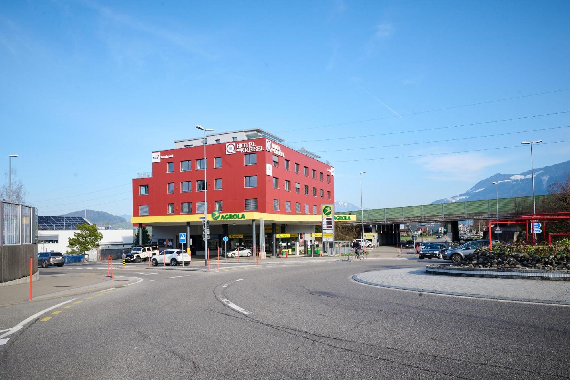 Hotel Am Kreisel Self-Check-In By Smart Hotels Lachen Exterior foto