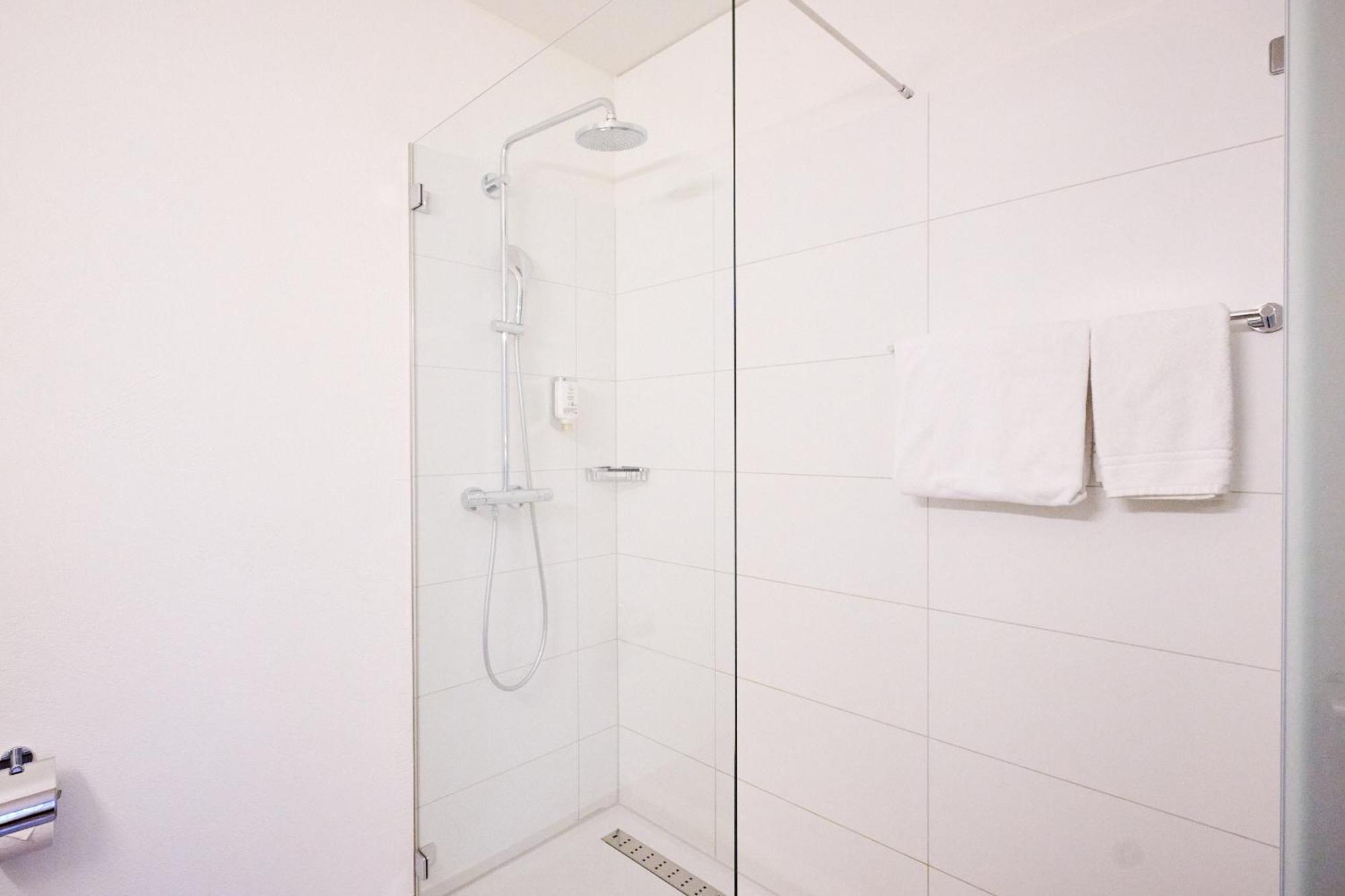 Hotel Am Kreisel Self-Check-In By Smart Hotels Lachen Exterior foto